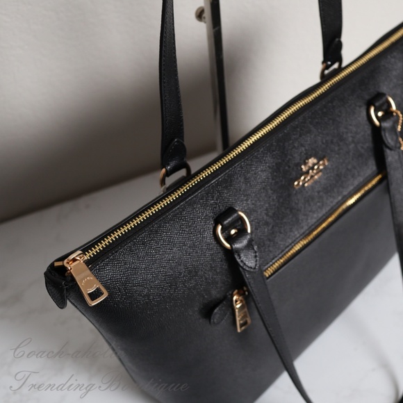 NWT Coach Gallery Tote in Black Crossgrain Leather - Picture 5 of 8